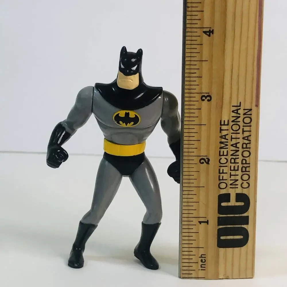 vintage 1993 batman grey‎ suit yellow belt dc comics cake topper 3.5 inch figure